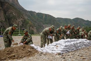 这37岁？吉鲁代表米兰最近6场比赛打进5球